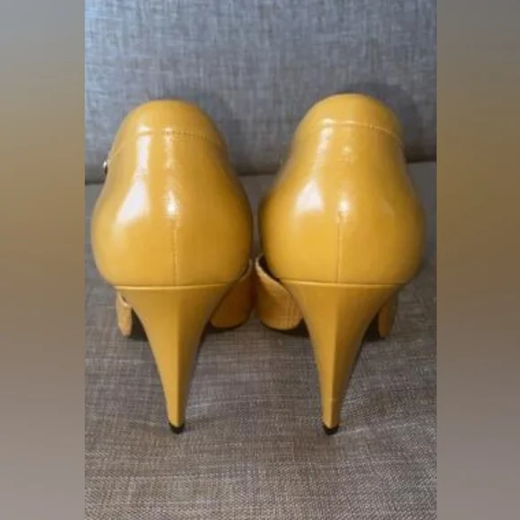 Celine yellow (Mustard) pumps embossed Leather with snakeskin trim, Sz 11.5, NWT - Picture 7 of 8